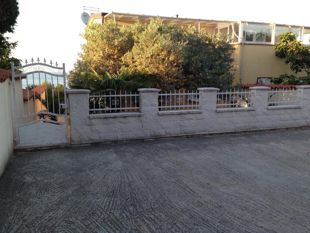Apartments Salvore 克尔维尼维赫 客房 照片